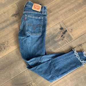 Levi’s high rise skinny jeans.